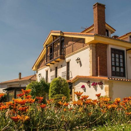 Posada Marina Suances Kültér fotó